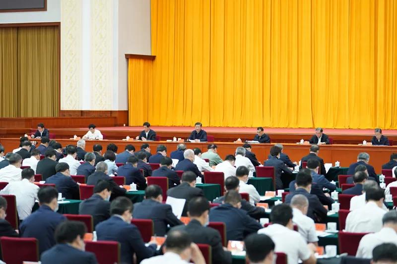 9月27日至28日，中央人才工作会议在北京召开。中共中央总书记、国家主席、中央军委主席习近平出席会议并发表重要讲话.jpg